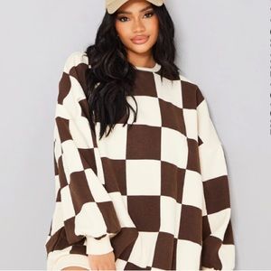 BRAND NEW: Pretty Little Thing Checkered Sweatshirt